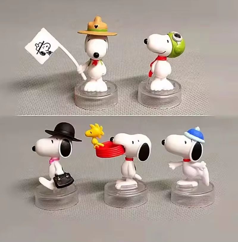 Kids Toys Dog - สินค้าใหม่ในสต็อก ชุดคอสเพลย์สุนัขตัวละครอนิเมะ กล่องสุ่ม ฟิกเกอร์จิ๋ว นักบิน จี้ห้อยคอ