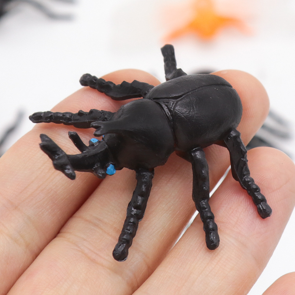 Kids Quirky Toys - 12 ชิ้นจำลองตลกแมลงของเล่นแมงมุมแมลงปอผีเสื้อสัตว์ของเล่นปาร์ตี้ของเล่นสร้างสรรค์แปลกประหลาดของเล่นของขวัญวันเกิด