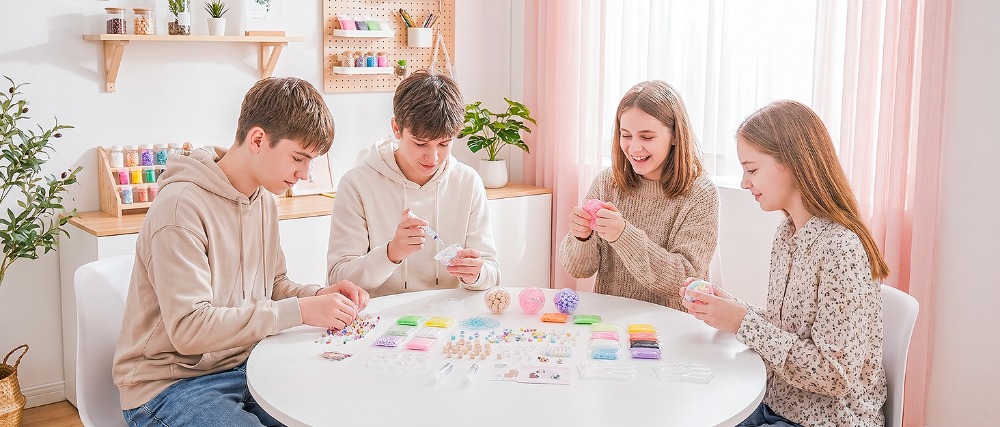 Slime Making Kit - ชุดทำลูกบอลบีบคลายเครียด DIY ขนาด 6 ซม. พร้อมสกินตกแต่ง